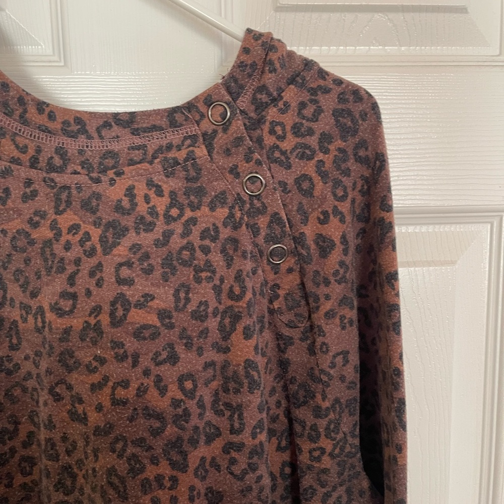 Maurices leopard print hoodie 1X